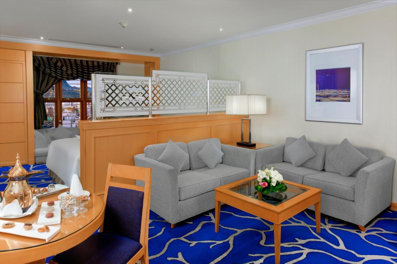 Makkah Towers Hotel Mekka Kültér fotó A suite at the hotel